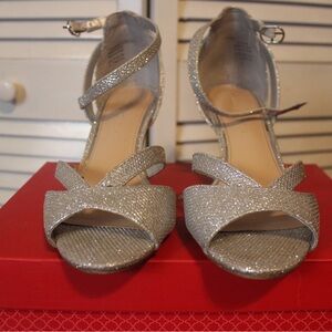 Kelly & Katie Valdena Shoes